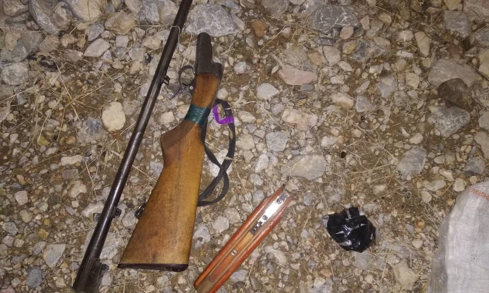 В Баткене обнаружили наркотики, схрон оружия и боеприпасов