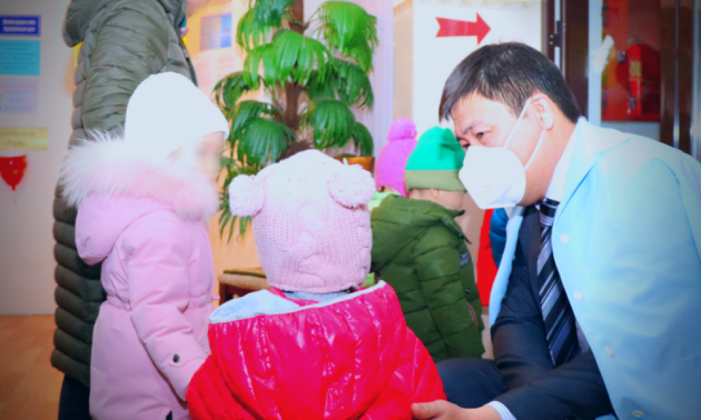 В школах Кыргызстана планирует открыть медицинские кабинеты 