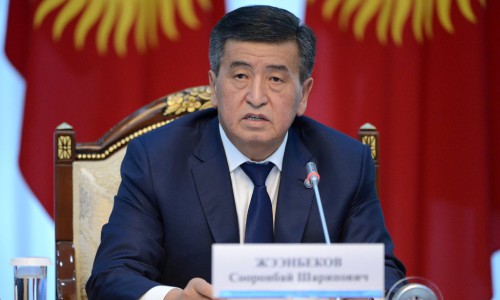 С.Жээнбековдун төрагалыгы алдында Улуттук кеӊештин жыйыны өттү