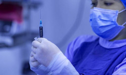 В Узбекистане у 71 человека, вакцинированного от коронавируса, были побочные эффекты