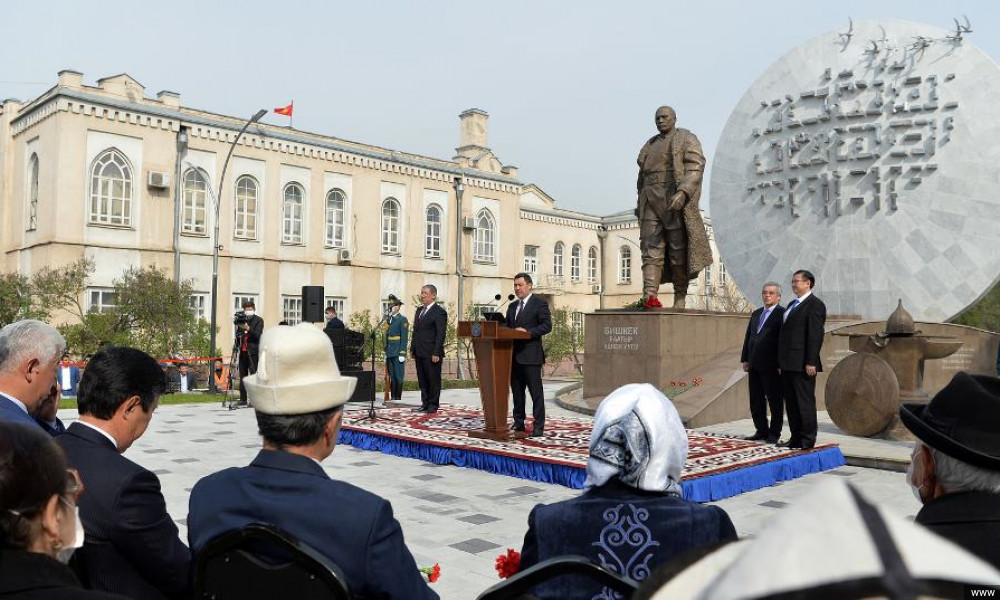 Жапаров: Бишкек баатырдын ысымы ХХ кылымда мамлекетибиздин саясий борборунун аталышы болуп калды