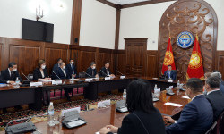 Садыр Жапаров Судьяларды тандоо кеңешинин мүчөлөрү менен жолугушту