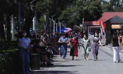 Май айындагы майрамдар. Кайсыл күндөр эс алууга туш келет?