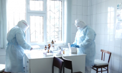 Кыргызстанда 28-апрелге карата коронавирус дагы 322 адамдан аныкталып, 3 бейтап каза болду