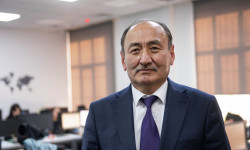 Министр здравоохранения Алымкадыр Бейшеналиев вылетел в Баткенскую область