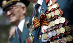 В Оше поздравили ветеранов ВОВ