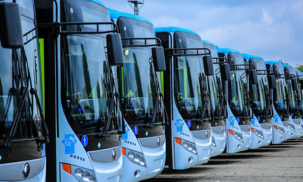 В Бишкек доставят 350 автобусов на газе