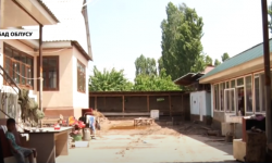 Сузакта катуу сел жүрүп турак жайлардын короосун суу каптады