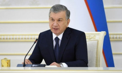 Өзбекстандын президенти Кыргызстан элин жана президент Садыр Жапаровду Орозо айт майрамы менен куттуктады
