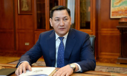 Экс-председателю ГКНБ Абдилю Сегизбаеву продлили меру пресечения