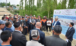 Председатель Кабинета Министров Улукбек Марипов встретился с жителями Ноокатского района