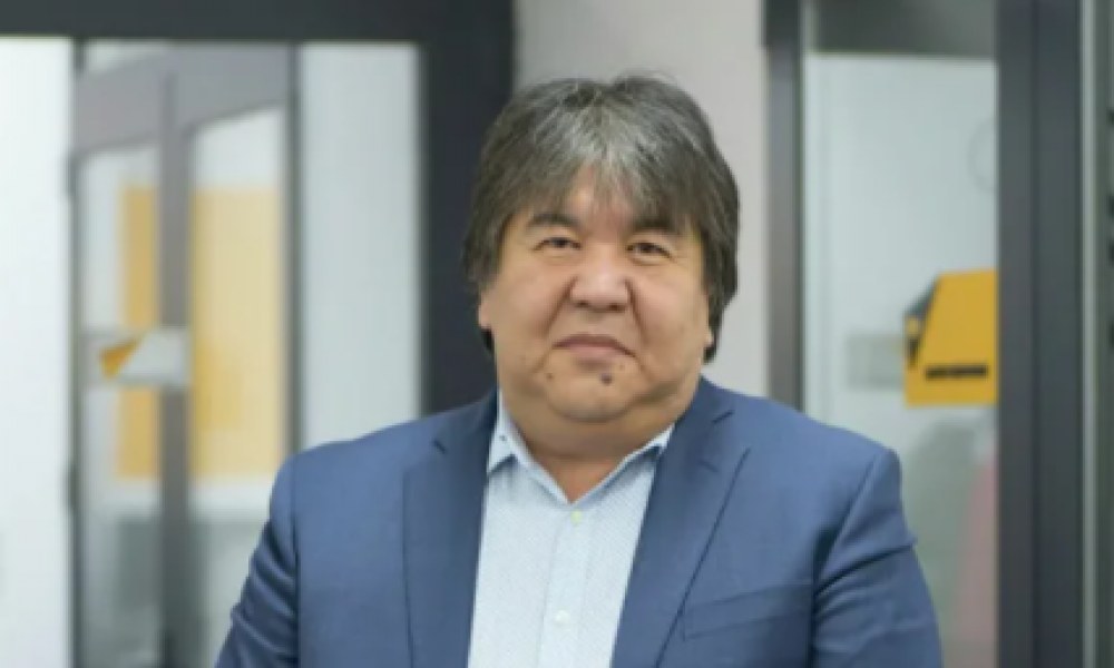Садык Шер-Нияз награжден орденом «Достык» второй степени