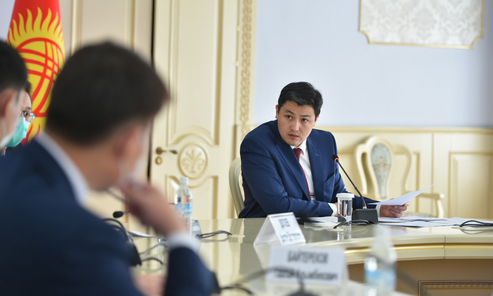 Улукбек Марипов ознакомился с проектом новой цифровой платформы «Смарт Бажы»
