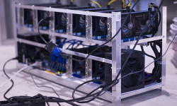 В Бишкеке и Чуйской области пресекли деятельность майнинг-ферм  