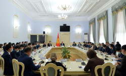 Суйунбек Касмамбетов поставил ряд задач перед администрацией президента 