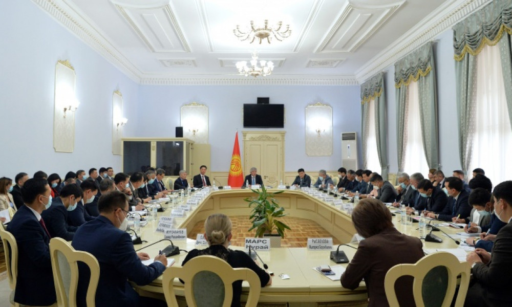 Суйунбек Касмамбетов поставил ряд задач перед администрацией президента 