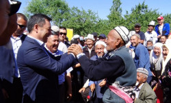 Встреча президента с жителями Баткенского района