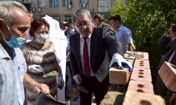 В столице заложили капсулу под строительство корпуса ГКБ №6
