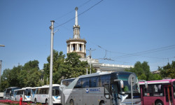 Мэрия столицы запустила автобусы до разрешения ситуации с маршрутками