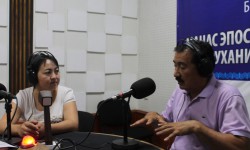 Түз эфирдеги жолугушуу: "Учур" жаштар театрынын жетекчиси Шаршебек Шейшенов (аудио)