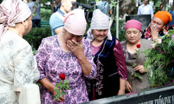 В Оше почтили память жертв июньских событий 2010 года