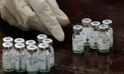 Требование о вакцинации 70% населения КР — это фейк, заявило посольство Китая