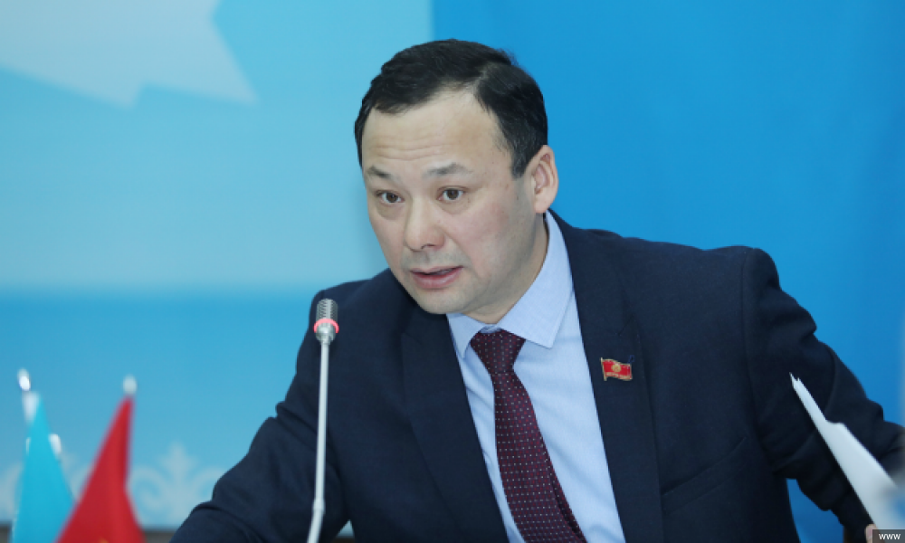 Кыргызстан өнөктөш мамлекеттер менен саясий байланыштарын бекемдөө аракетинде