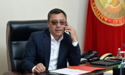 Президент поздравил Мээрим Жуманазарову с бронзой 