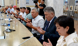 В Бишкеке прошел круглый стол в честь 105-летия Уркуна 1916 года