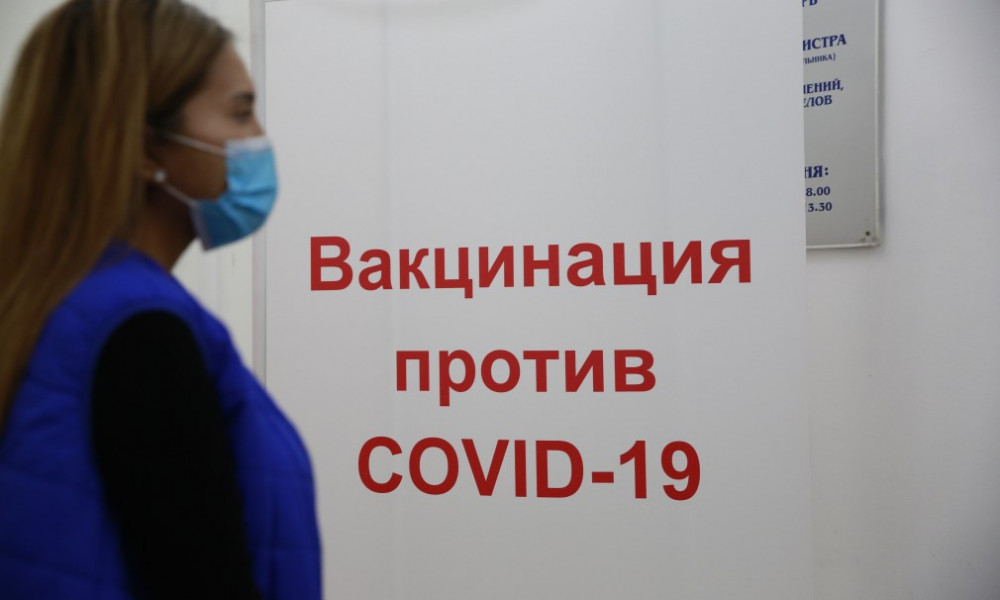 Осенью ожидается поставка вакцин Sinopharm и Pfizer