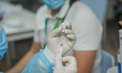 В Кыргызстане за прошедшие сутки вакцинацию прошли 19 900 человек