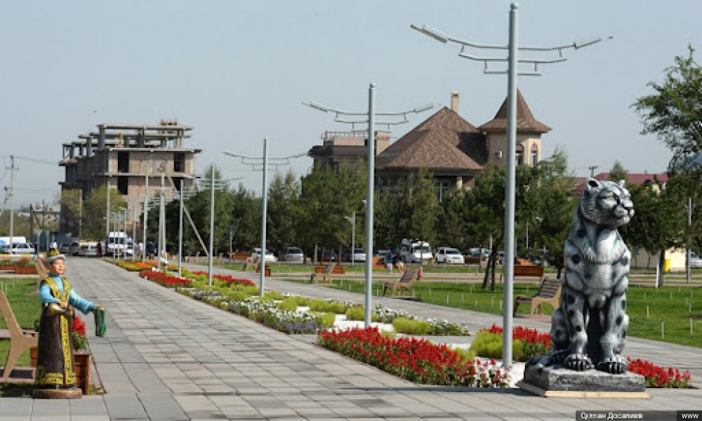 Эс алуучуларга толгон жаңы сейил бак