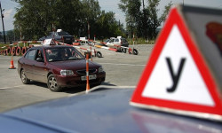 Республикадагы 25 автомектептин ишмердүүлүгү текшерилип, эскертүү берилди 