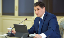 Улукбек Марипов освобожден от исполнения обязанностей Председателя Кабинета Министров 