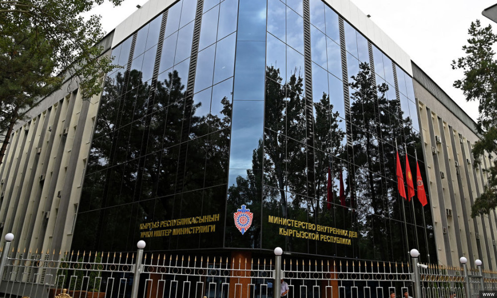 ИИМ: Баңгиликке каршы күрөшүү максатында жогорку класстын окуучуларына лекция-маек өттү 