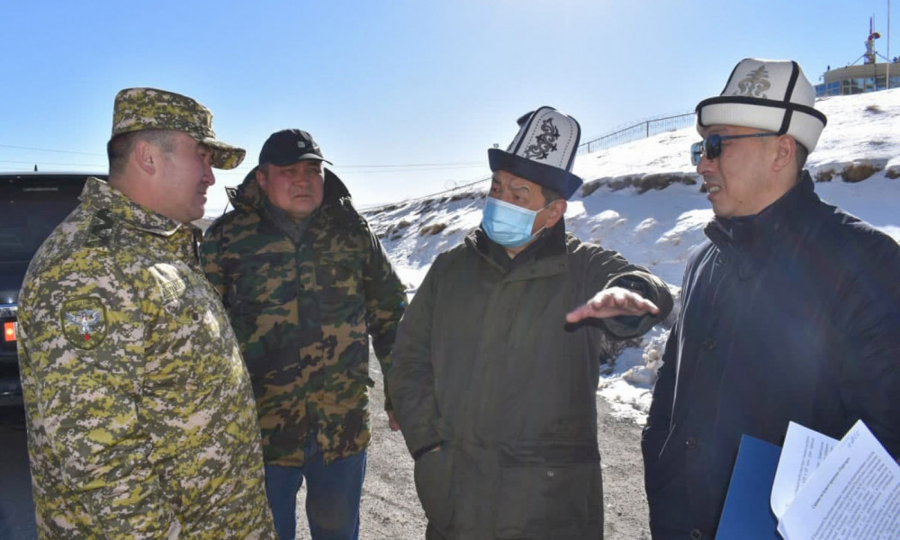 Глава Кабинета Министров Акылбек Жапаров посетил КПП «Торугарт»