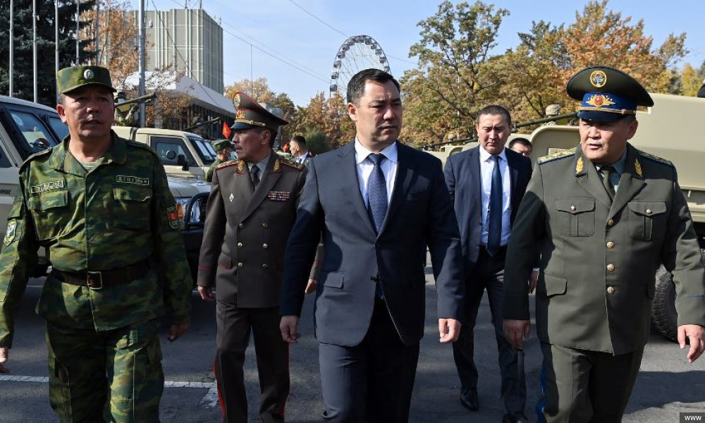 УКМКнын Чек ара кызматына аскердик техника тапшырылды