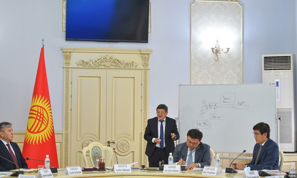 Акылбек Жапаров: Мамлекеттик аппарат эл кызыкчылыгы үчүн иш алып барышы керек