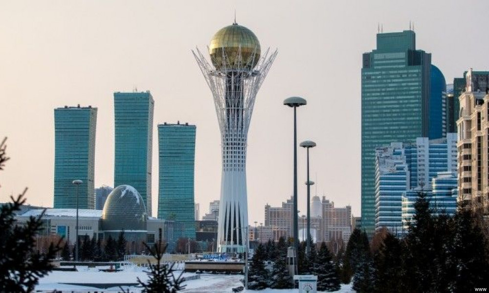 Казакстандын Нур-Султан шаарына Манастын айкели коюлат