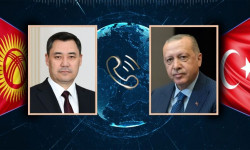 Садыр Жапаров Түркиянын президенти Режеп Тайип Эрдоган менен телефондон сүйлөштү
