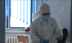 В Кыргызстане за сутки выявили 247 новых случаев внебольничной пневмонии и COVID-19