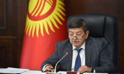 Глава кабмина поручил завершить очистку и запуск ирригационных сетей к 8 марта