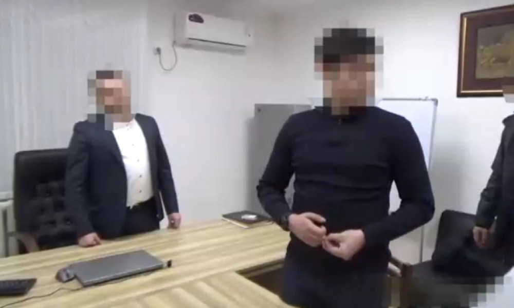 ГКНБ: Задержаны мошенники, представляющиеся родственниками президента