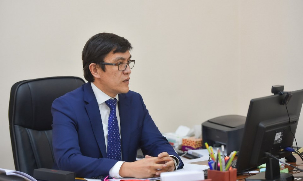 Милдеттүү түрдө беткап кийүү 12-марттан тартып жокко чыгарылат 