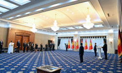 Президент Садыр Жапаров принял верительные грамоты от послов 21 страны