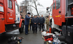 Акылбек Жапаров оценил технические возможности Центра по управлению кризисными ситуациями МЧС