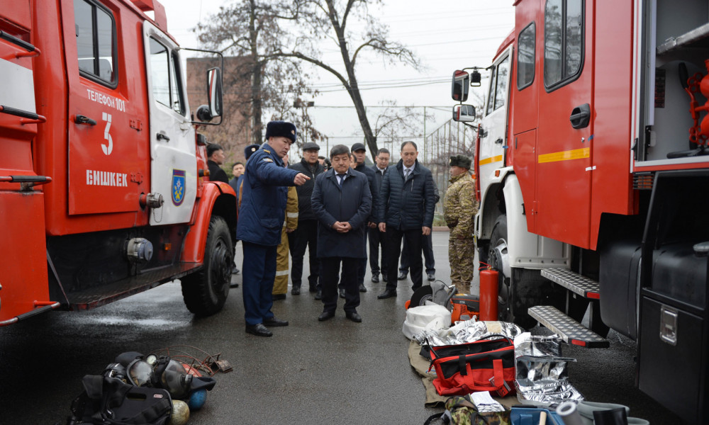 Акылбек Жапаров оценил технические возможности Центра по управлению кризисными ситуациями МЧС