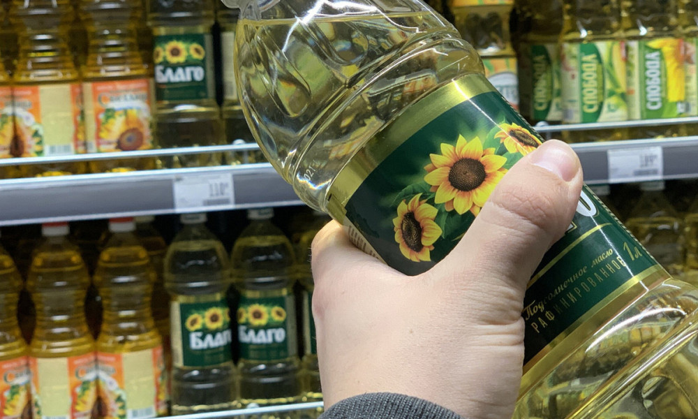 В крупных торговых сетях наблюдается снижение цен на подсолнечное масло