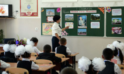 В сентябре текущего года учителя также продолжат получать повышенную зарплату