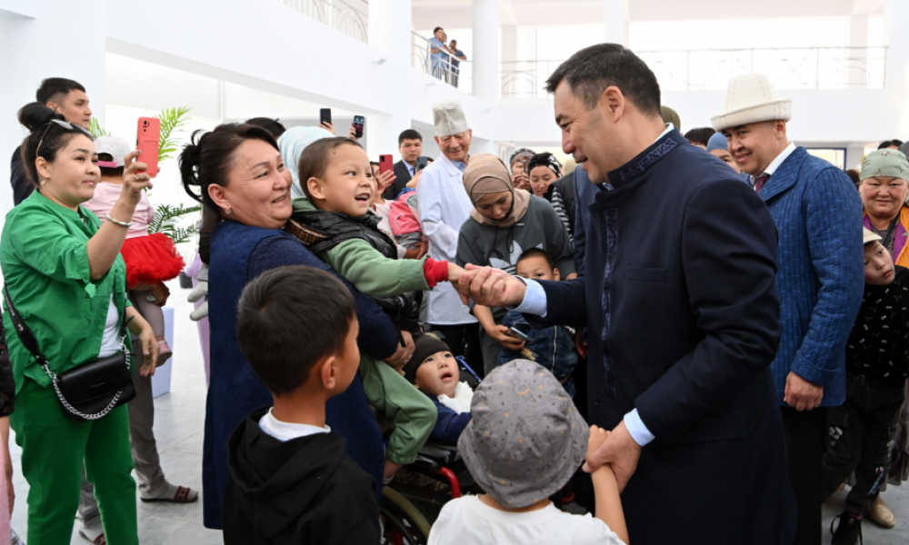 Президент открыл оздоровительно-реабилитационный комплекс «Алтын балалык»